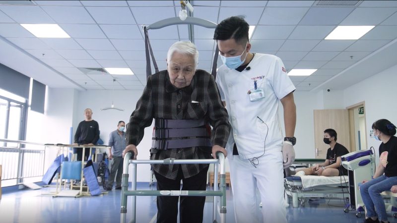 老年护理工作：内容与职责全面解析